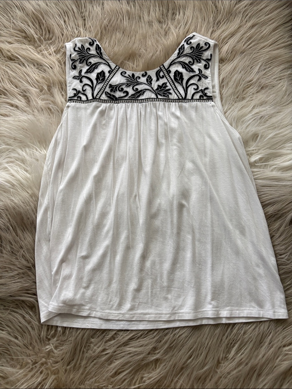 Gibson top size medium